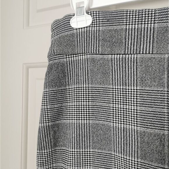 Soho pull on pencil skirt size S - Picture 2 of 4